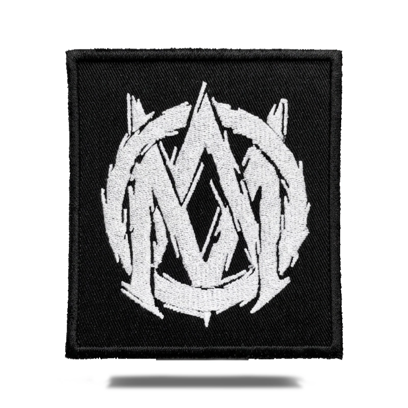 Biała kwadratowa naszywka z emblemem MY OWN ABYSS
